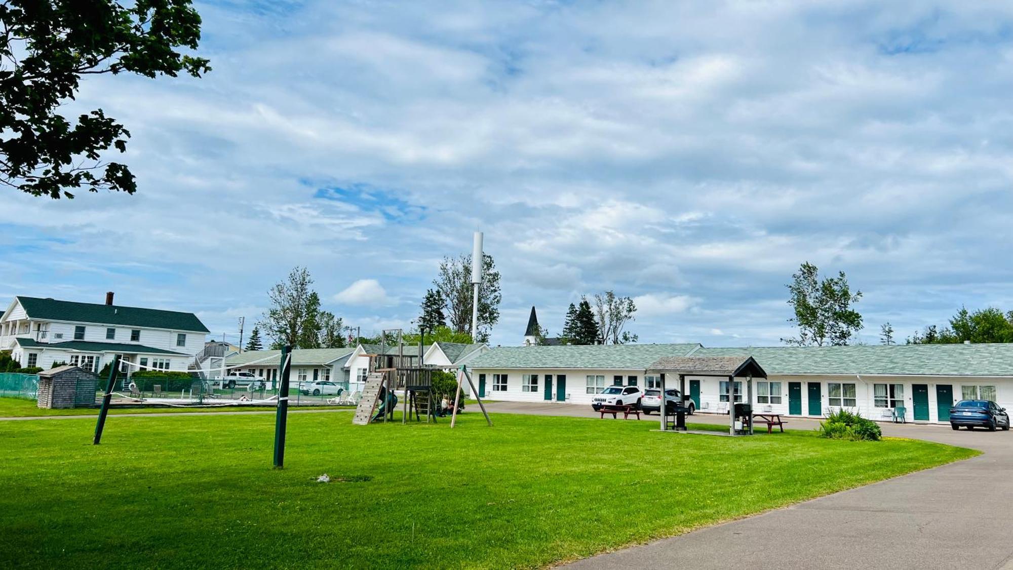 Anne Shirley Motel & Cottages 卡文迪西 外观 照片