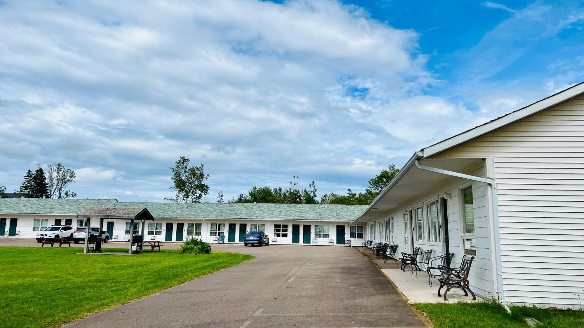 Anne Shirley Motel & Cottages 卡文迪西 外观 照片